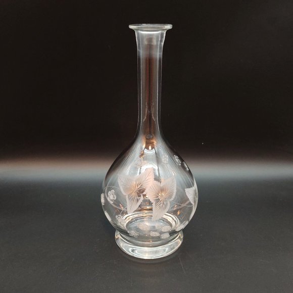 Heavy Crystal Glass Carafe - Picture 3 of 11